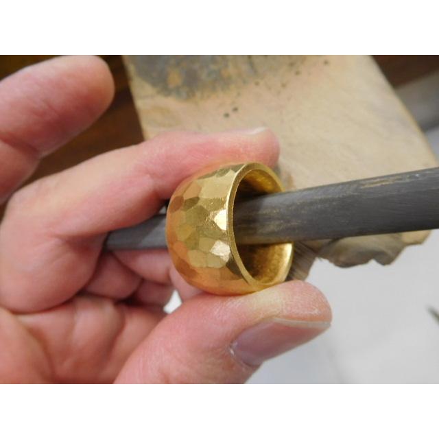 純金 指輪 リング 鍛造 ブランド 値段 安い 24k 24金 k24 太め 太い 甲丸 平甲丸 13mm 槌目 槌目加工 槌目模様 光沢 鏡面 おしゃれ デザイン メンズ レディース |  | 12