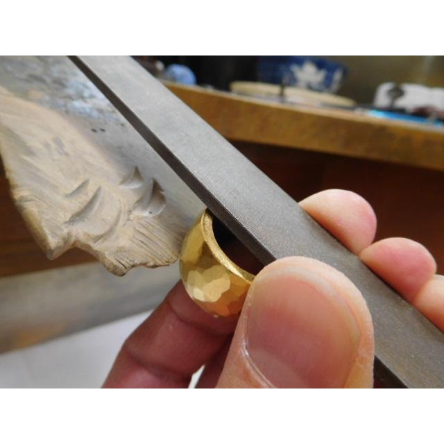 純金 指輪 リング 鍛造 ブランド 値段 安い 24k 24金 k24 太め 太い 甲丸 平甲丸 13mm 槌目 槌目加工 槌目模様 光沢 鏡面 おしゃれ デザイン メンズ レディース |  | 13