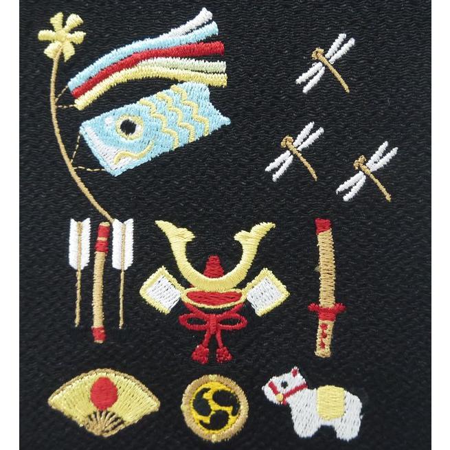 ちりめん刺繍名前旗（小）兜に鯉（黒・ベージュ） ふりがな対応 室内飾り 刺繍名旗 名前旗 刺繍 五月人形 男の子 端午の節句 こどもの日 初節句 送料無料 SO-131の画像