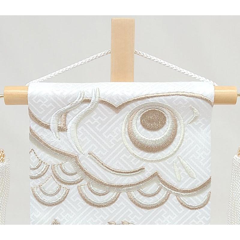 【こいのぼり 特小】ライトグレー/ブラウン 名前旗 白 男の子 総刺繍 命名旗 五月人形 特小サイズ 端午の節句 初節句 節句 刺繍 室内飾り 送料無料 SO-183の画像