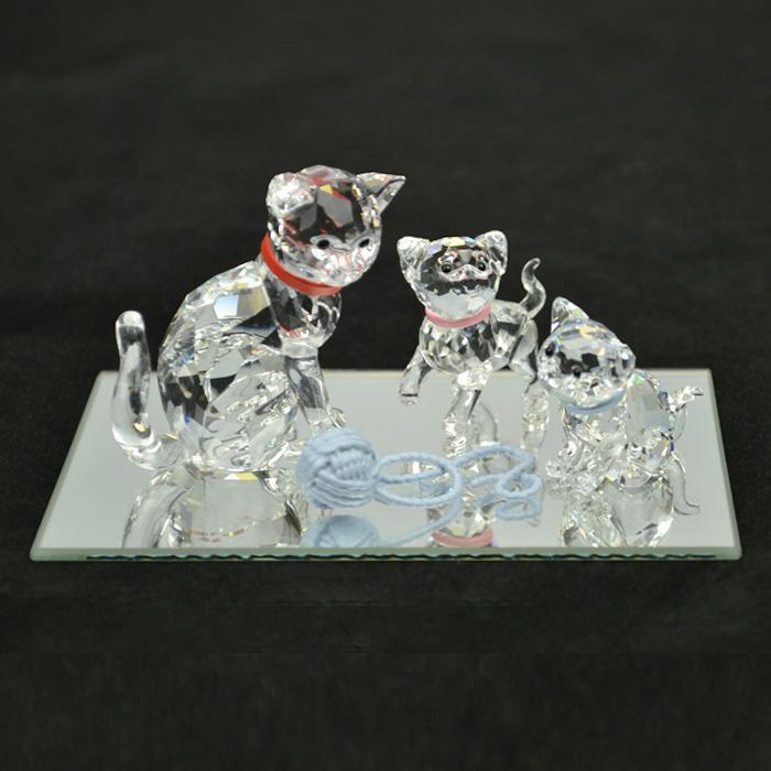 SWAROVSKI（スワロフスキー） クリスタル 猫 置物 3匹セット 母猫 子猫