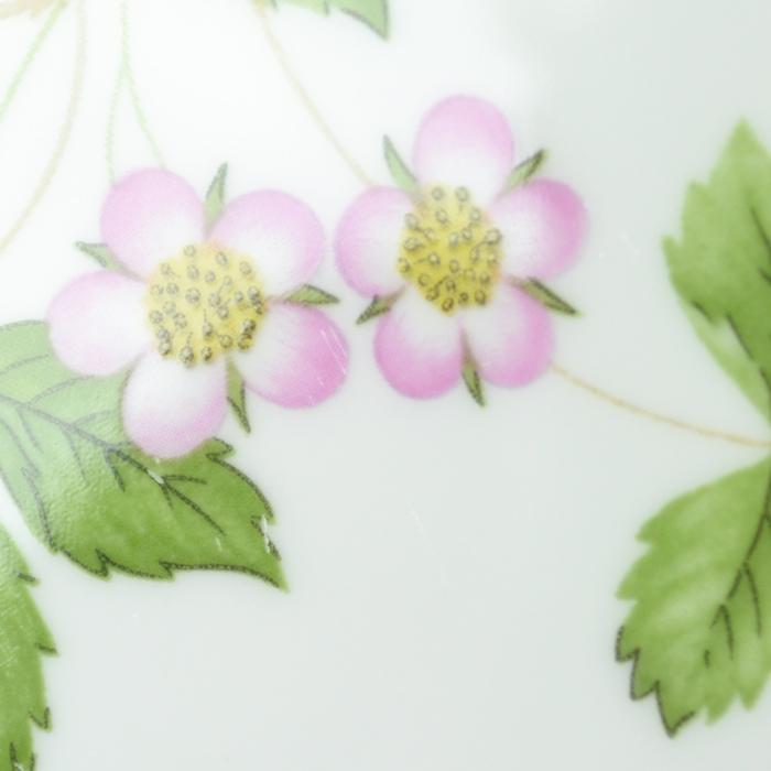 WEDGWOOD（ウェッジウッド） ワイルドストロベリー プレート 20cm 丸皿