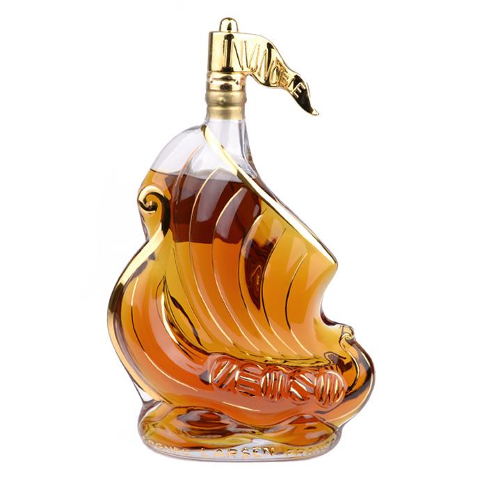 LARSEN INVINCIBLE コニャック 700ml 兵庫県内配送限定 LARSEN LE COGNAC DES VIKINGS ラーセン
