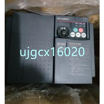 新品☆ MITSUBISHI/三菱電機 パワフル小型インバーター FR-E720-7.5K 