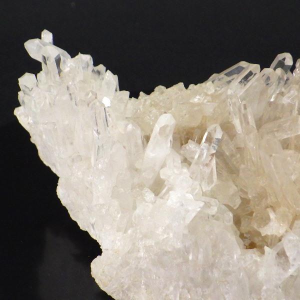 水晶 原石 水晶クラスター 天然水晶 置物 パワーストーン 天然石 通販 信頼 おすすめ 本物 開運祈願 風水グッズ 風水 現物販売 天然水晶クラスター764gの画像