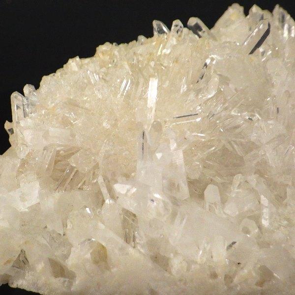 水晶 原石 水晶クラスター 天然水晶 置物 パワーストーン 天然石 通販 信頼 おすすめ 本物 開運祈願 風水グッズ 風水 現物販売 天然水晶クラスター932g 