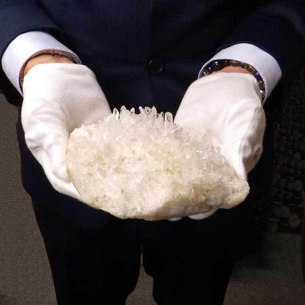 水晶 原石 水晶クラスター 天然水晶 置物 パワーストーン 天然石 通販 信頼 おすすめ 本物 開運祈願 風水グッズ 風水 現物販売 天然水晶クラスター932g 