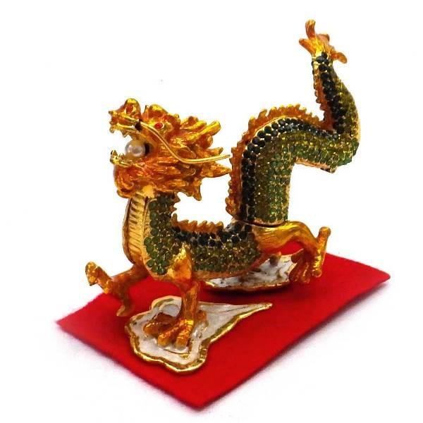 龍の置物 風水 龍 置物 金 風水グッズ 玄関 五本爪 金龍 緑龍 ドラゴンボール 開運祈願 金運祈願 2022 ( ラインストーン 雲上五爪龍 フェルト付きGFタイプ ) :gr0048gf:開運風水ドットコム ヤフー店 - 通販 - Yahoo!ショッピング 龍の置物 風水 龍 置物 金 風水グッズ 玄関 五本爪 金龍 緑龍 ドラゴンボール 開運祈願 金運祈願 2022 ( ラインストーン 雲上五爪龍 フェルト付きGFタイプ ) :gr0048gf:開運風水ドットコム ヤフー店 - 通販 - Yahoo!ショッピング