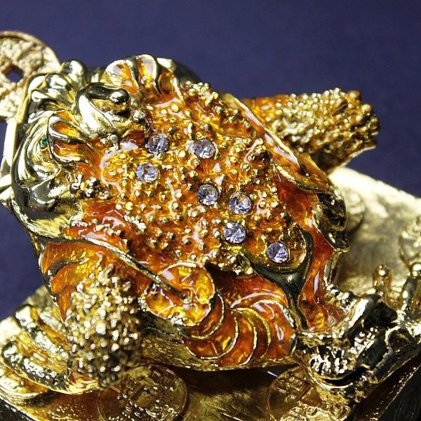 開運 三本足 カエル 置物 風水 玄関 縁起 かわいい 三脚蟾蜍 ライン