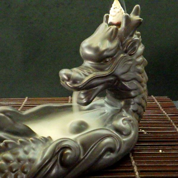 龍のお香立て 龍の置物 陶器 倒流香炉 倒流香 お香 逆流香炉 香炉