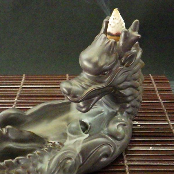 龍のお香立て 龍の置物 陶器 倒流香炉 倒流香 お香 逆流香炉 香炉