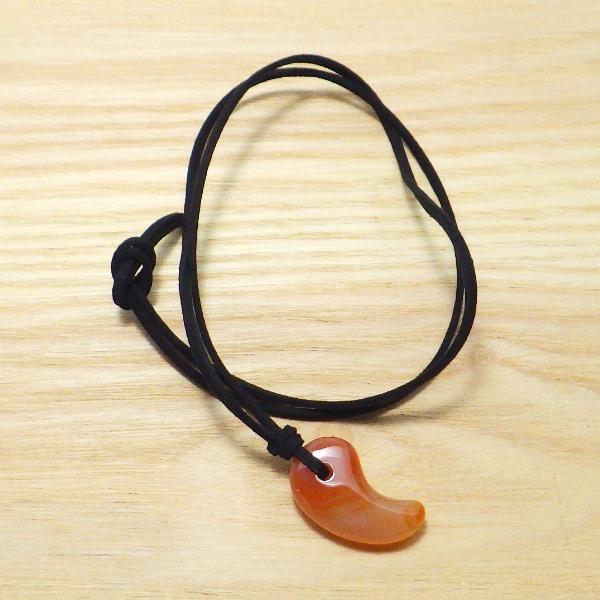 開運 勾玉 ネックレス 紐 カーネリアン 石 天然石 パワーストーン