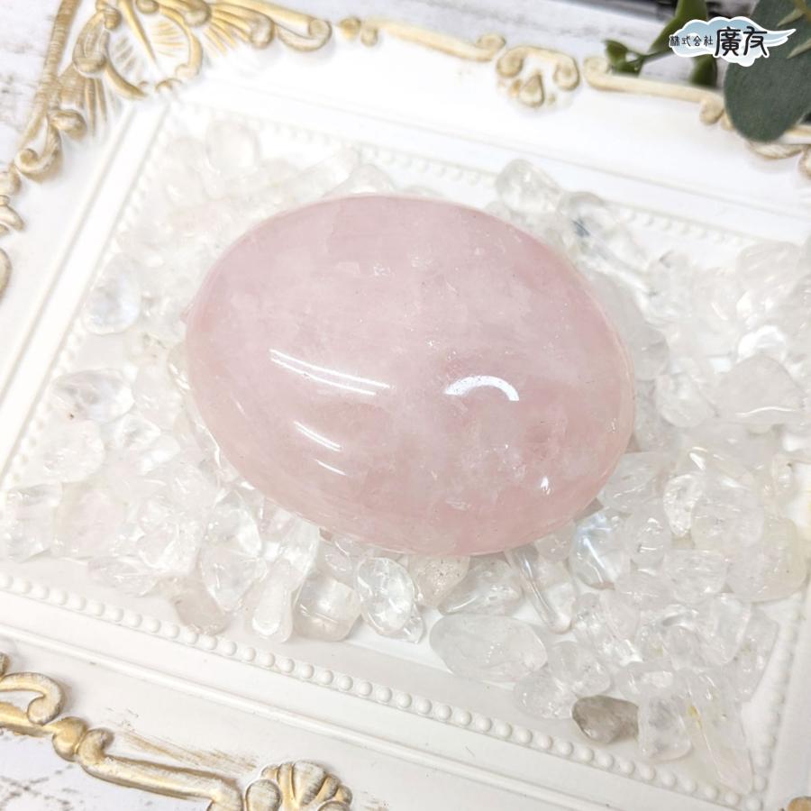 ローズクォーツ 握り石 天然石 パワーストーン 10月誕生石 原石 置物