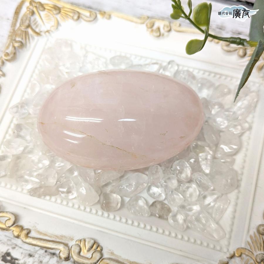 ローズクォーツ 握り石 天然石 パワーストーン 10月誕生石 原石 置物