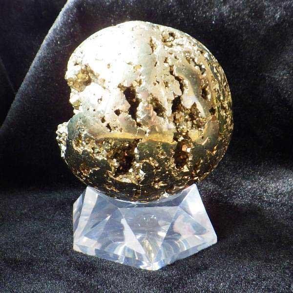 パイライト原石 パイライト 置き場所 効果 天然石 パワーストーン 開運グッズ 風水 21 現物販売 パイライト原石843g台座付き Pyrite843g 開運風水ドットコム ヤフー店 通販 Yahoo ショッピング