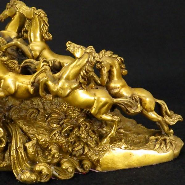 中国美術 緑釉開片馬 文房置物 案頭 風水 開運 中国美術 緑釉開片馬 文房置物 案頭 風水 開運 - メルカリ