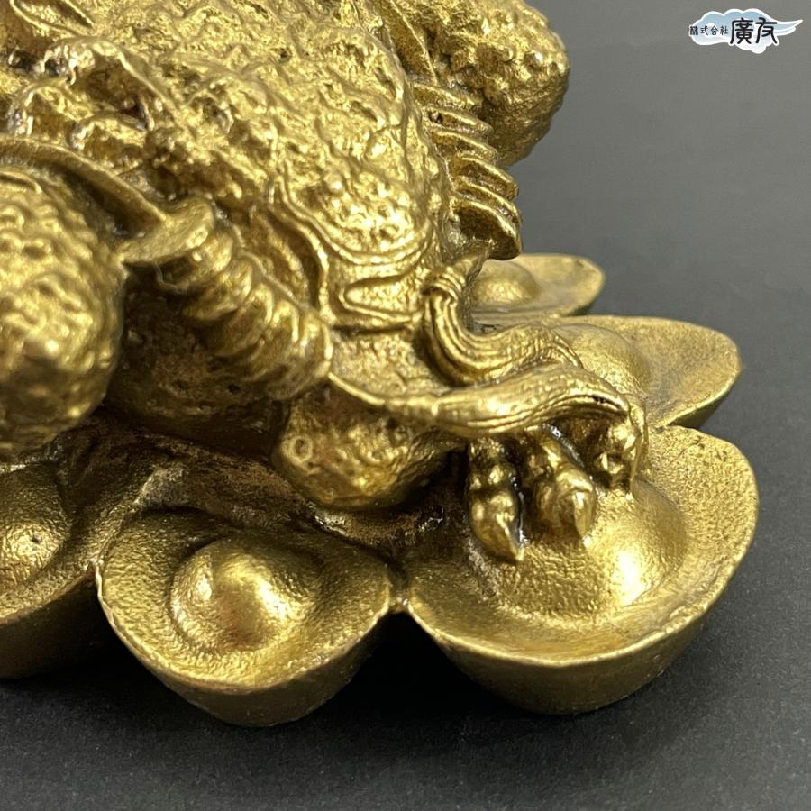 開運 三脚蛙 三本足 カエル 置物 真鍮 風水 玄関 縁起 金色 かわいい