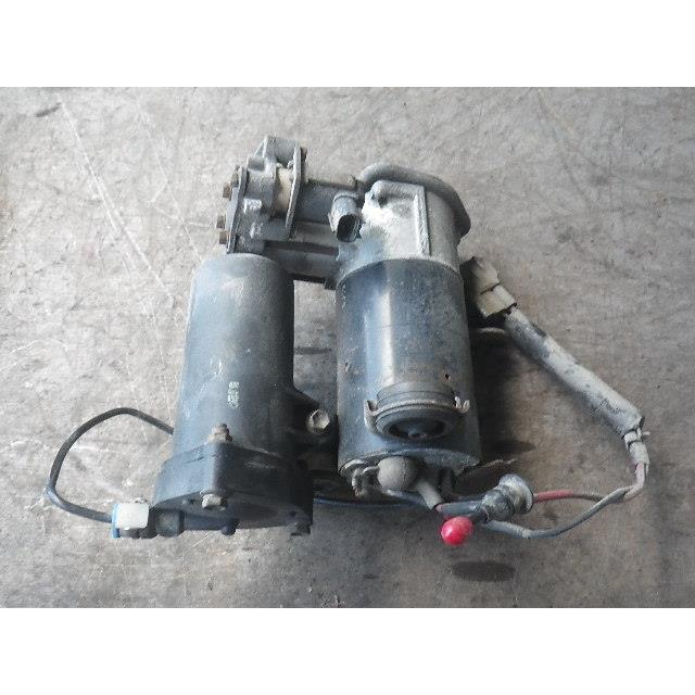 KAP】116079 クラウンマジェスタ UZS151 エアサスコンプレッサー