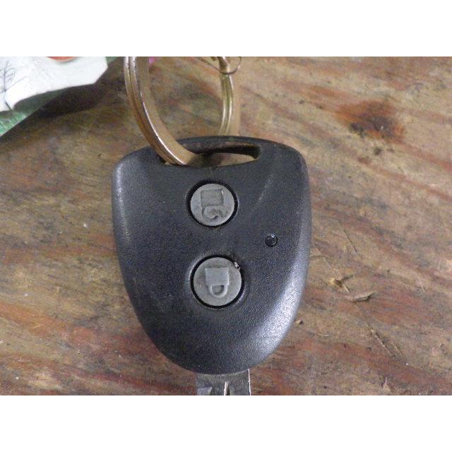 KAP】136881 サンバー S510J キーレスリモコン スバル純正 : 小屋