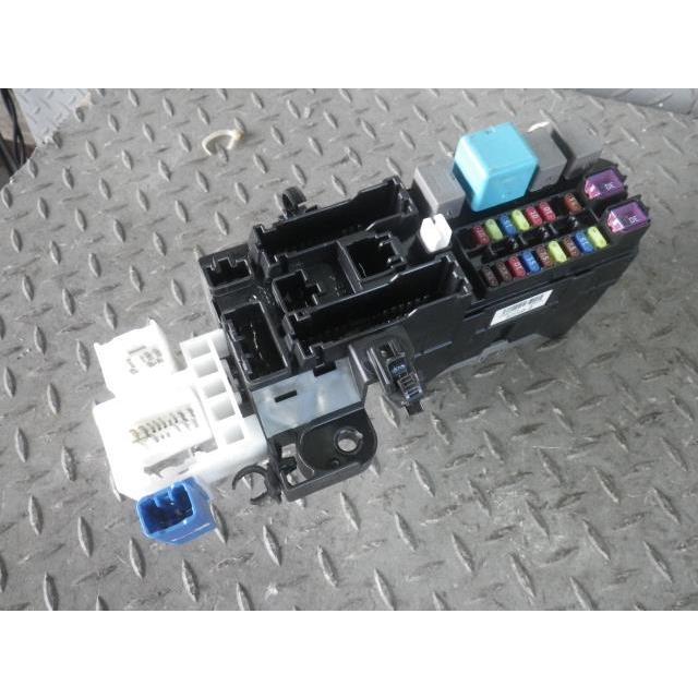 【KAP】142536 タント L375S ヒューズボックス/室内 : 小屋オートパーツ - 通販 - Yahoo!ショッピング