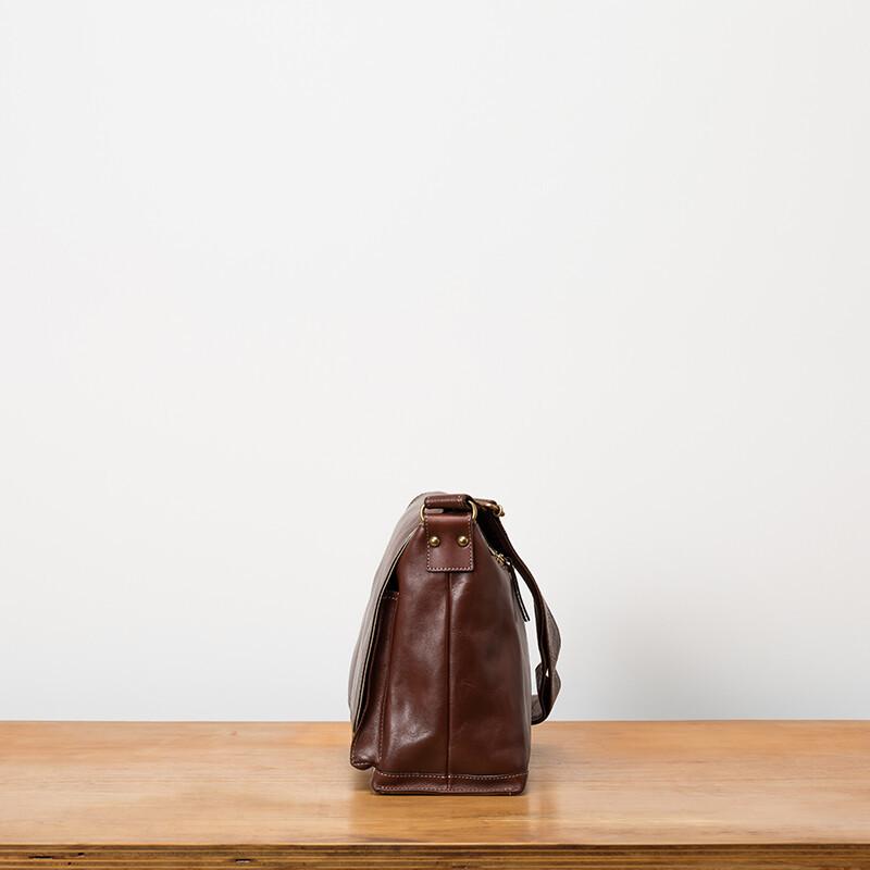 日本製〕【APPLAUSE/アプローズ】OTONANO series レザー