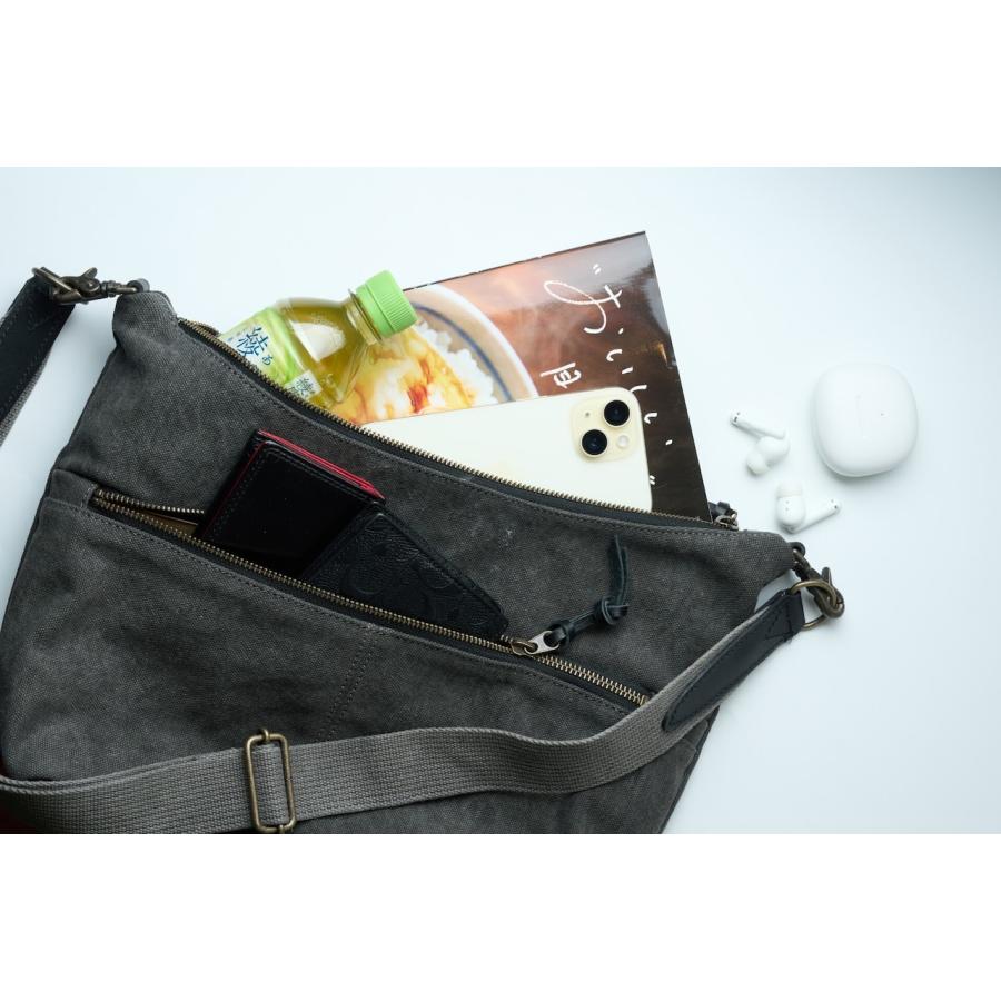 豊岡鞄（認定商品・FEEDBAG）豊岡製・神鍋山火山灰染め 8号帆布・イブクロ型斜め掛けショルダーバッグ FB-102-B |  | 06
