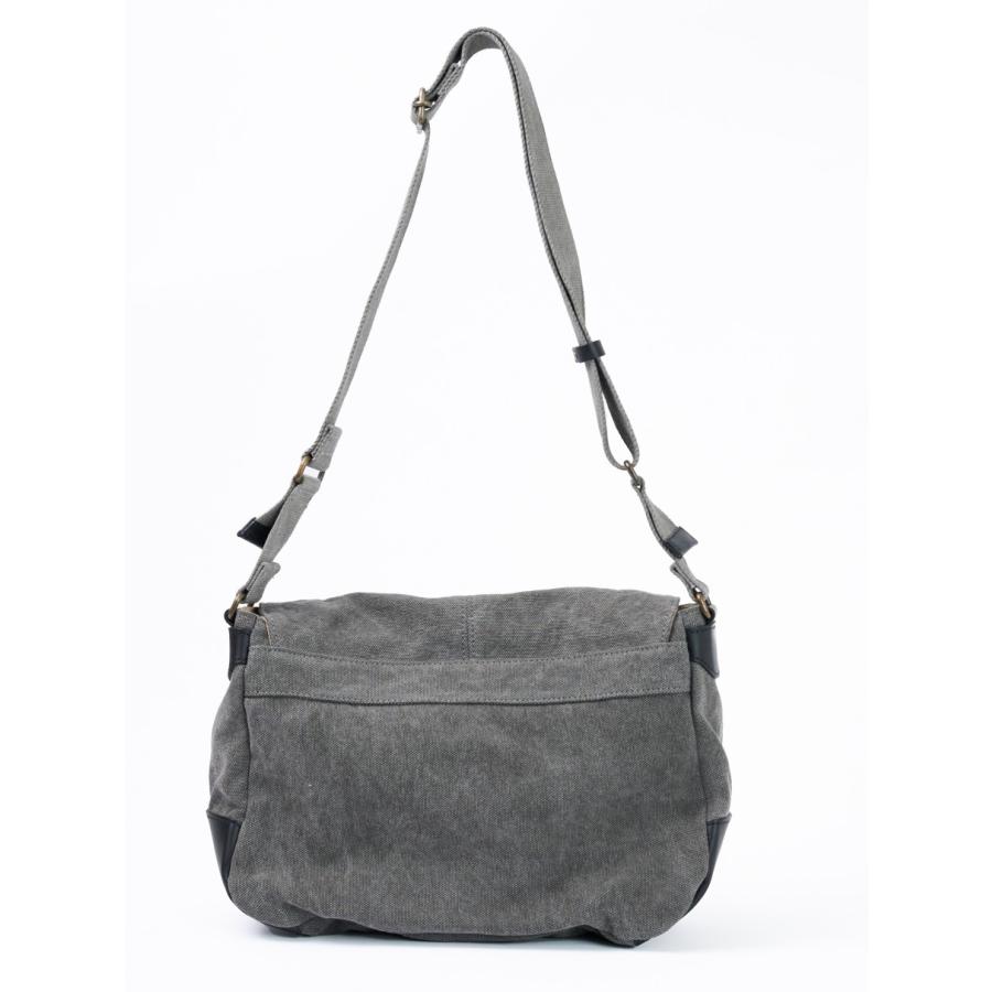 豊岡鞄・認定品（FEEDBAG）豊岡製・神鍋山火山灰+墨染め 8号帆布