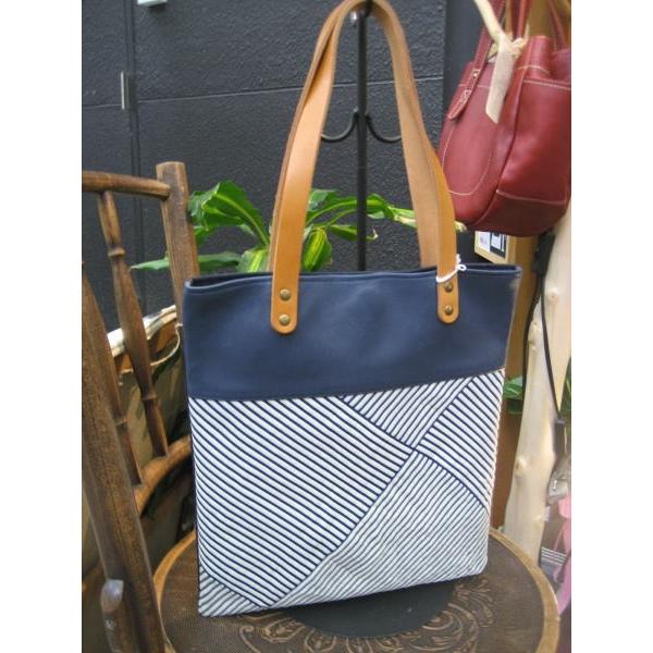 Anti-Forme Design(アンチフォルムデザイン)【国産品】友禅染革・・手提げトートバッグ　re-2020 |  | 02