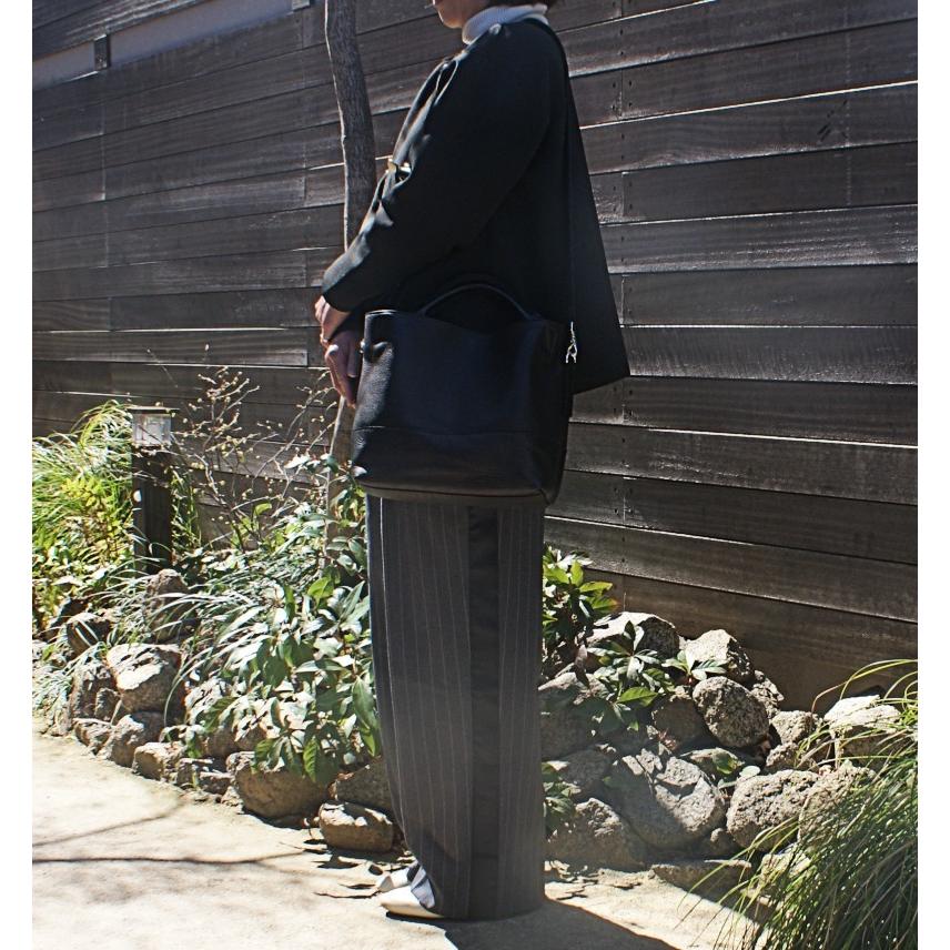 （ワイル）ワイルドシュリンクレザー2WAYショルダーバッグ（日本製）RM-210451 |  | 03