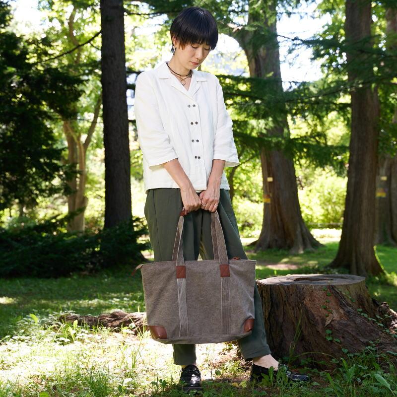 rena 豊岡(レナ　トヨオカ）cheviot(チェビオット） 【豊岡製・神鍋山火山灰手染め】8号帆布ショルダートート（横型） tz-23 |  | 03