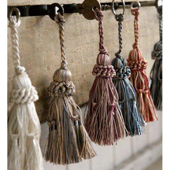 Dulton ダルトン タッセル キータッセル 房飾り ふさ 房 アクセント 飾り チャーム 束 アンティーク調 高級感 飾り チャーム Dltn1904 デザイン雑貨 家具 ワカバマート 通販 Yahoo ショッピング