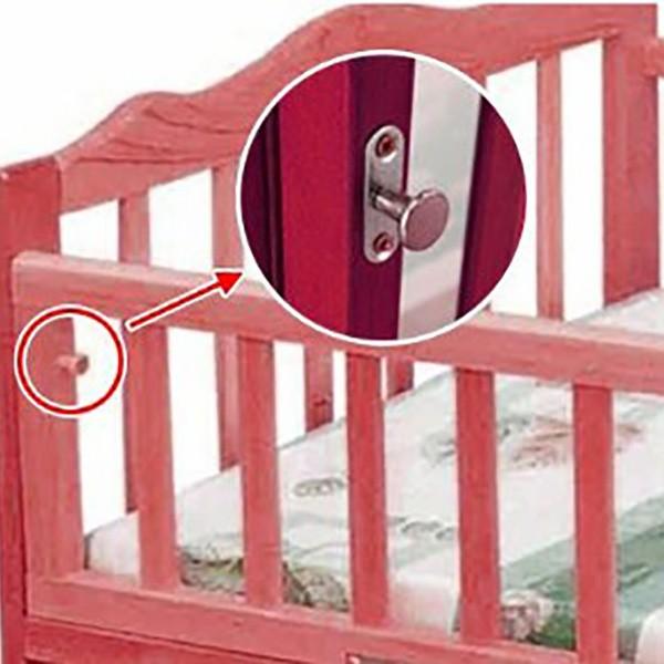 ベビーベット等の利用に便利なピン |  | 02