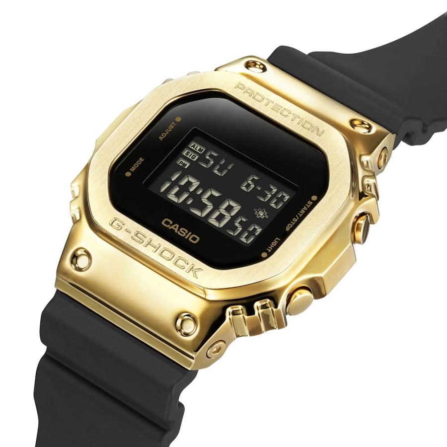 G-SHOCK カシオCASIO Gショック ジーショック メタルケース GM-5600UG
