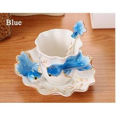 値下げ 鮮やかブルー可愛い金魚のコーヒーカップコーヒーセットティーカップ珍しい来客用コレクションきんぎょ青青色