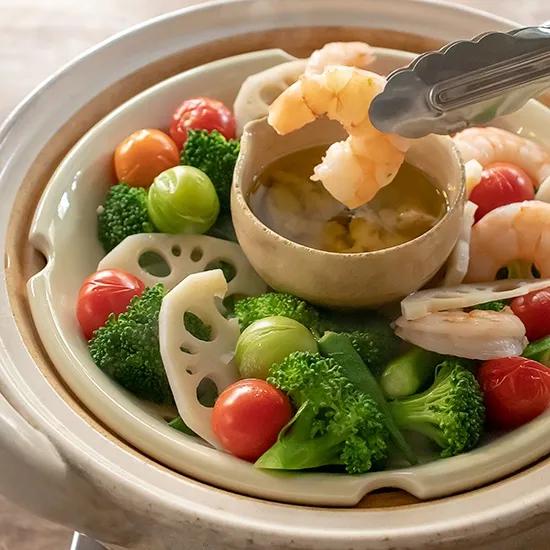 長谷園 土鍋 ヘルシー 蒸し鍋 中 27 cm 2000 ml 2-4人用 直火 長谷園 ヘルシー蒸し鍋 中 27cm 白 黒 直火専用 長谷製陶【2～4