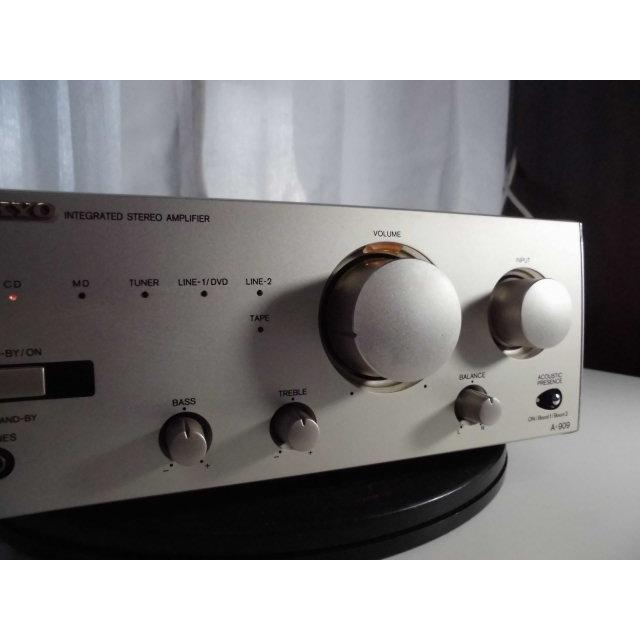 ONKYO A-909 〓 オンキョー 初代205用の上位アンプ, 美品,保証 ONKYO A-909 〓 オンキョー 初代205用の上位アンプ, 美品,保証