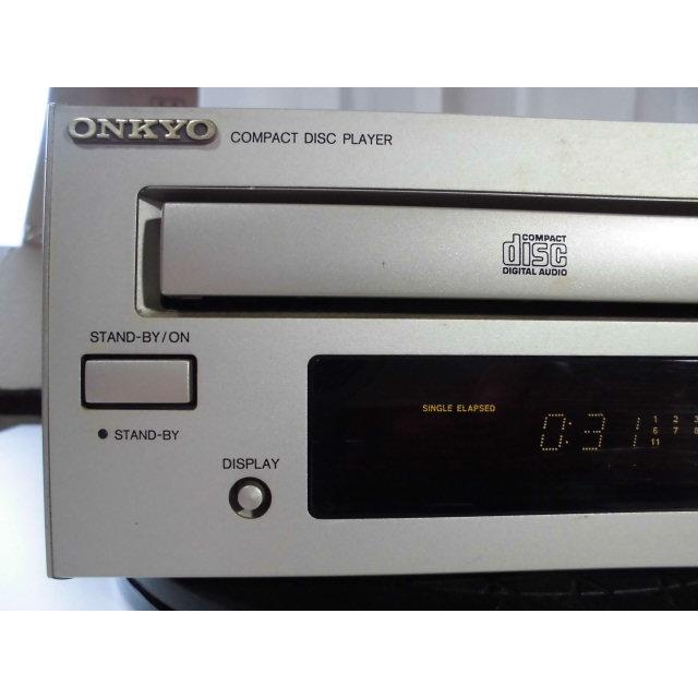 ONKYO（オンキヨー） ONKYO C-705 〓 オンキョーのコンパクトなCD