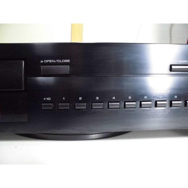 YAMAHA（ヤマハ） YAMAHA CDX-490-B 〓 ヤマハらしい欧風デザインの