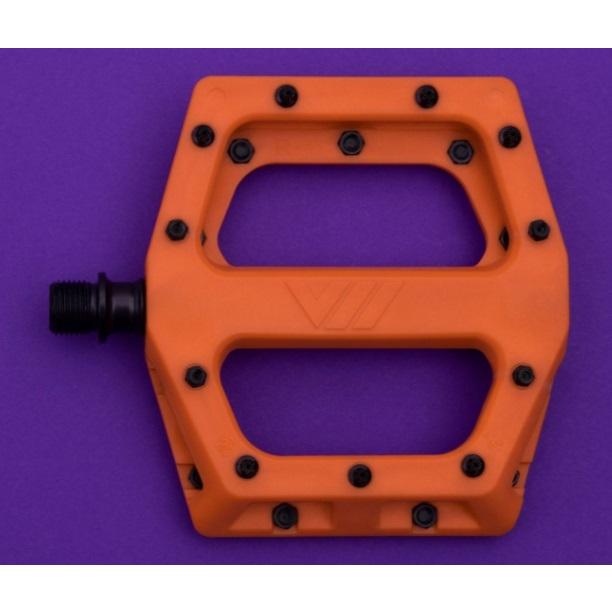 V11 Flat Pedal(V11 ナイロン フラット ペダル) /DMR Bikes