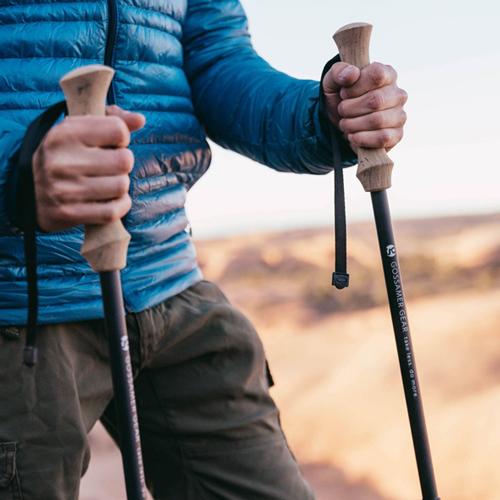ゴッサマーギア LT5 THREE PIECE CARBON TREKKING POLES (PAIR ゴッサマーギア LT5 THREE PIECE CARBON TREKKING POLES (PAIR