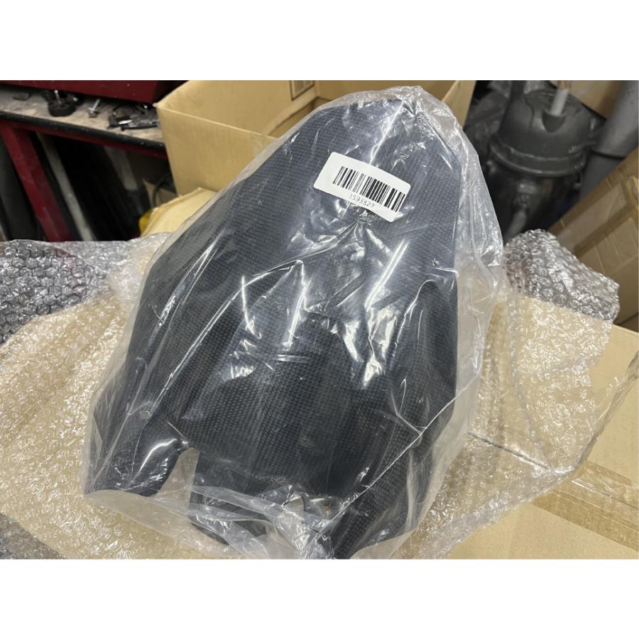 ドゥカティ　749R カーボンリヤフェンダー ドゥカティ -04 999 999S 999R 749S 等 de LIGHT ディライト DEP061