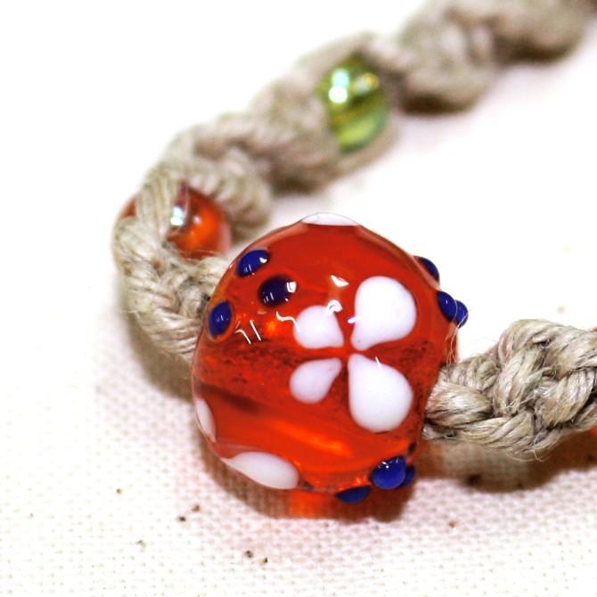 琉球ガラス 誕生日 プレゼント 女性 おしゃれ 沖縄 お土産 アクセサリー ブレスレット ブレスレット 麻紐 蝶玉 Ago 019 琉球ガラス専門店kubagasaya 通販 Yahoo ショッピング