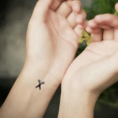 タトゥーシール 人気定番デザイン 指 腕 卸直営 肩 背中 防水 ワンポイント 脚 Hc2 長持ち