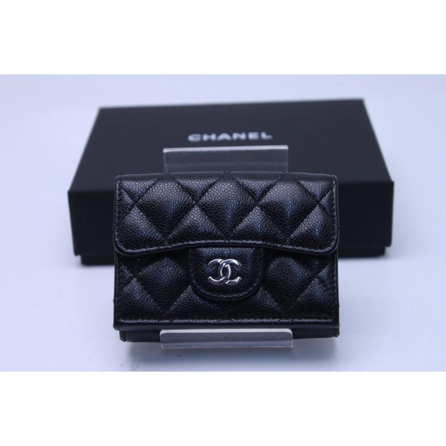 CHANEL（シャネル） キャビアスキン 黒 三つ折り コンパクトウォレット