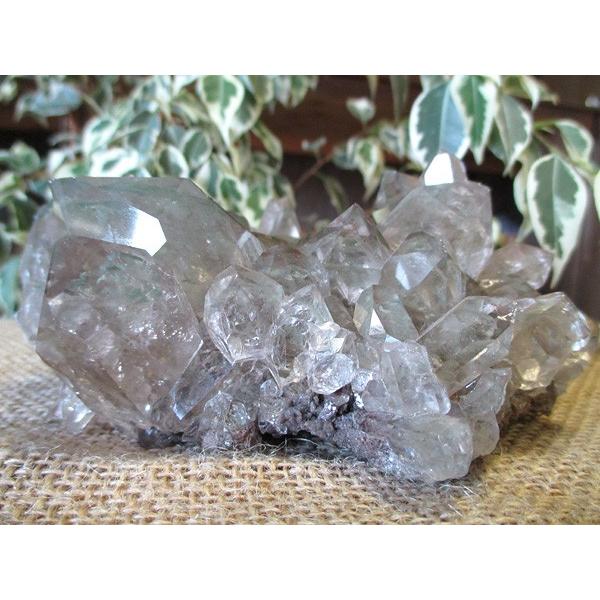 高品質 ガーデンクォーツ 水晶 クラスター 原石 販売 | 天然石専門店