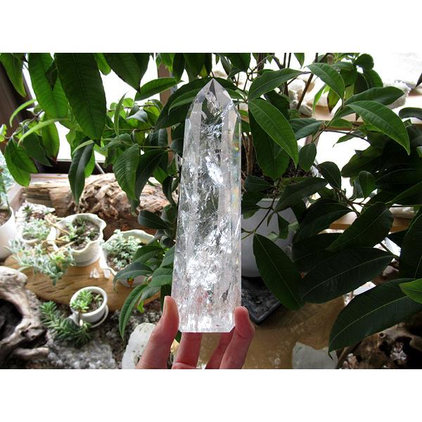 レインボースタッデッドクォーツ/天然水晶ポイント/トカンティンス州産