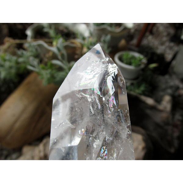 レインボースタッデッドクォーツ/天然水晶ポイント/トカンティンス州産