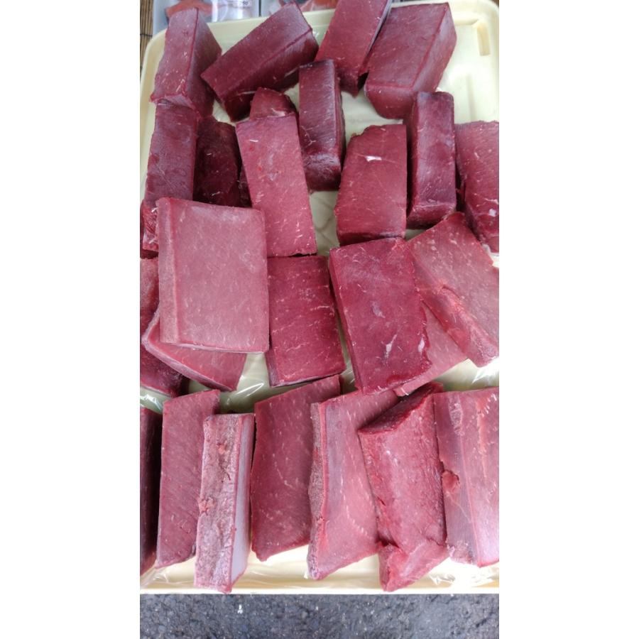 さしみ鯨（赤肉）一本物200ｇ | 