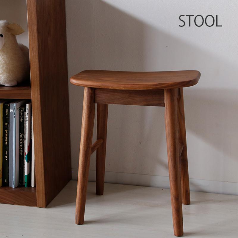 北海道手作り家具　ウォールナット材　スツール　座面布座（茶色） スツール ウォールナット 北海道 MOOTH インテリア 手作り 家具