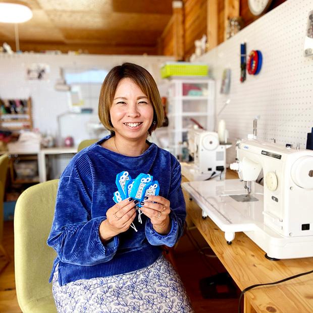 乾燥にがだま　熊　御守り　魔除けなど　2個セット　54g しかまろくん お守り根付｜三楽洞 | 奈良・大和路の思い出に | 奈良